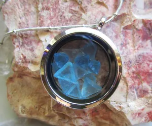 Blue Fluorite Gemstone Floating Crystals Double Sided Glass Locket Pendant Necklace