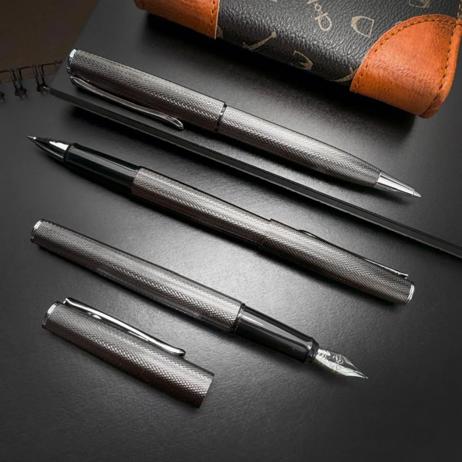 Diplomat Esteem Black Barley Collection - Ballpoint