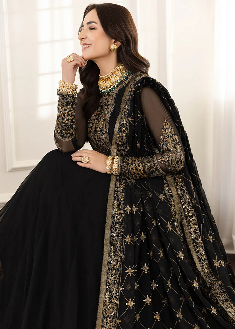 Pretty Black Suit - Maahru, Noorie & Meerub '23 by Asim Jofa - AJSM-35