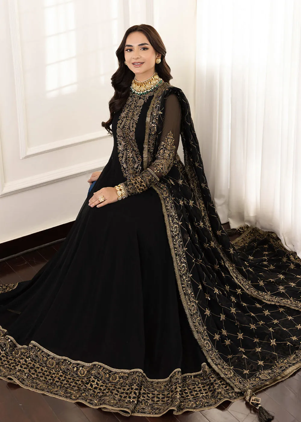 Pretty Black Suit - Maahru, Noorie & Meerub '23 by Asim Jofa - AJSM-35