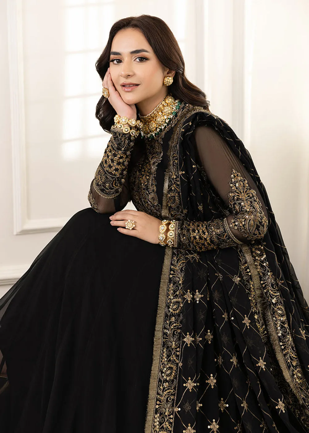 Pretty Black Suit - Maahru, Noorie & Meerub '23 by Asim Jofa - AJSM-35